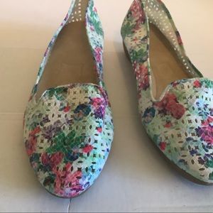 A2 Aerosoles floral shoes size 10.5